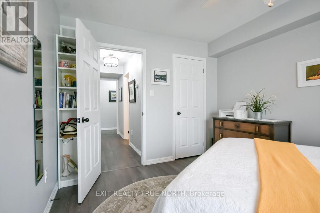 15 CARNOUSTIE LANE - 17