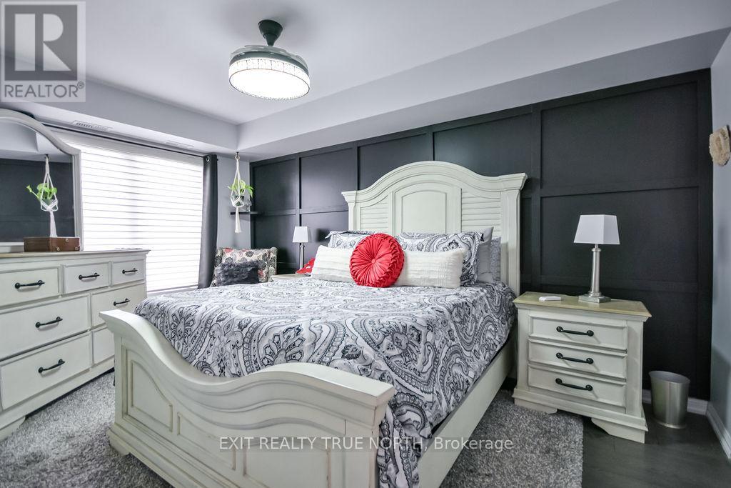 15 CARNOUSTIE LANE - 18