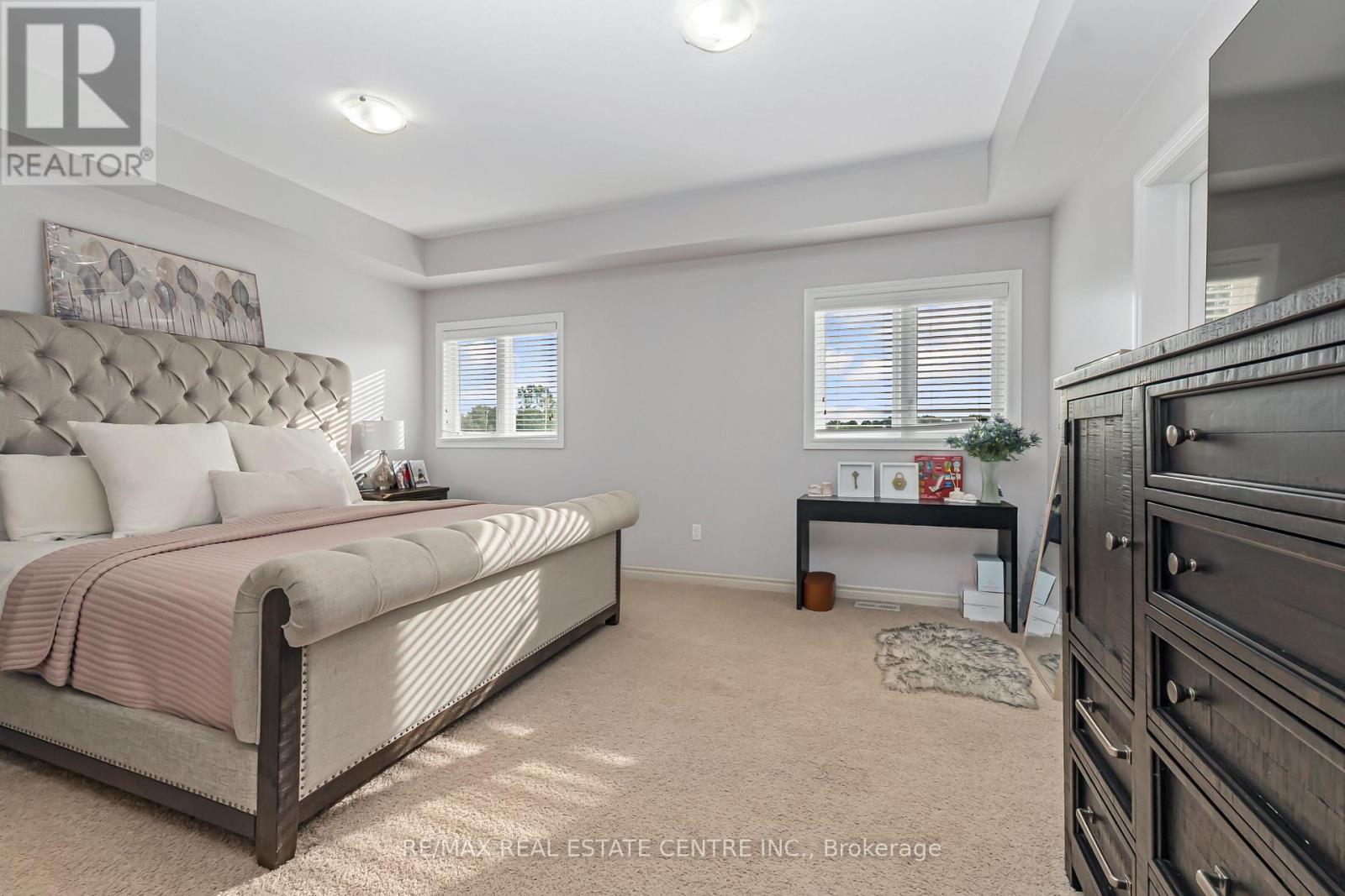 56 SMITH'S CREEK DRIVE - 12