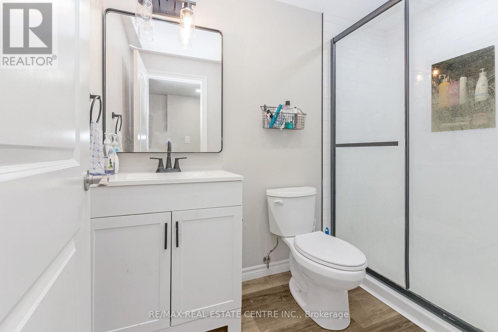 56 SMITH'S CREEK DRIVE - 25