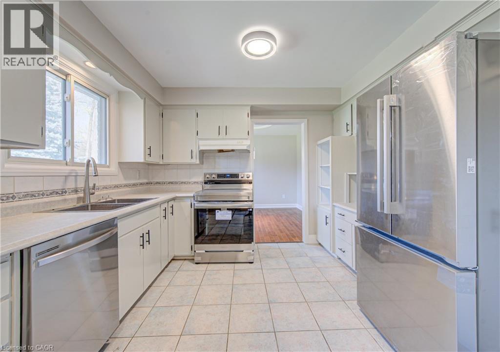 144 SHUH Avenue, Kitchener, Ontario, N2A1H6 — Photo 25