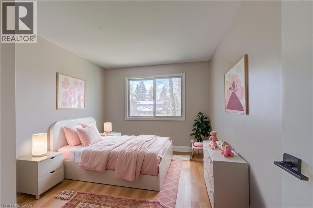 144 SHUH Avenue, Kitchener, Ontario, N2A1H6 — Photo 5