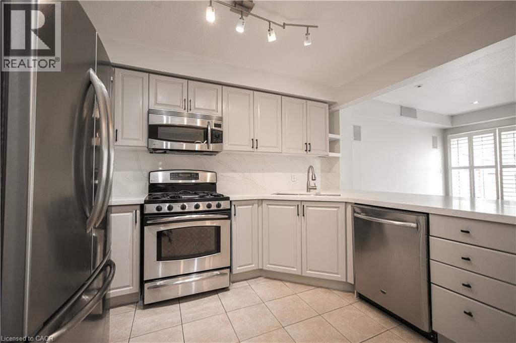 33 HANNON Crescent - 14