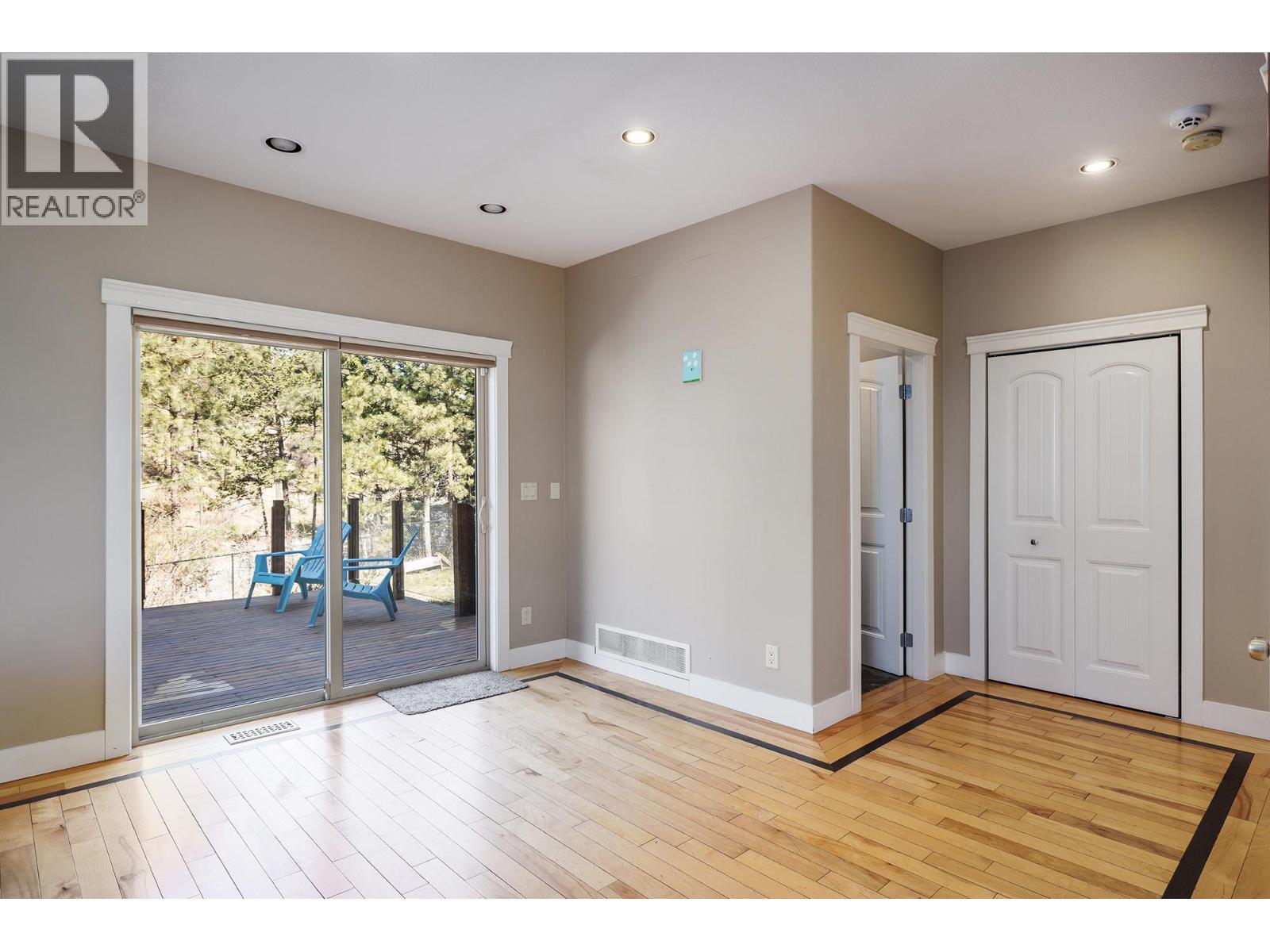 2054 Sunview Drive - 5