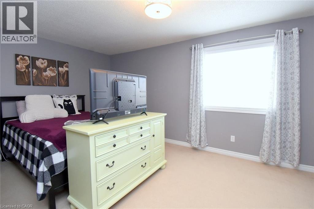 16 MIDANBURY Way - 19
