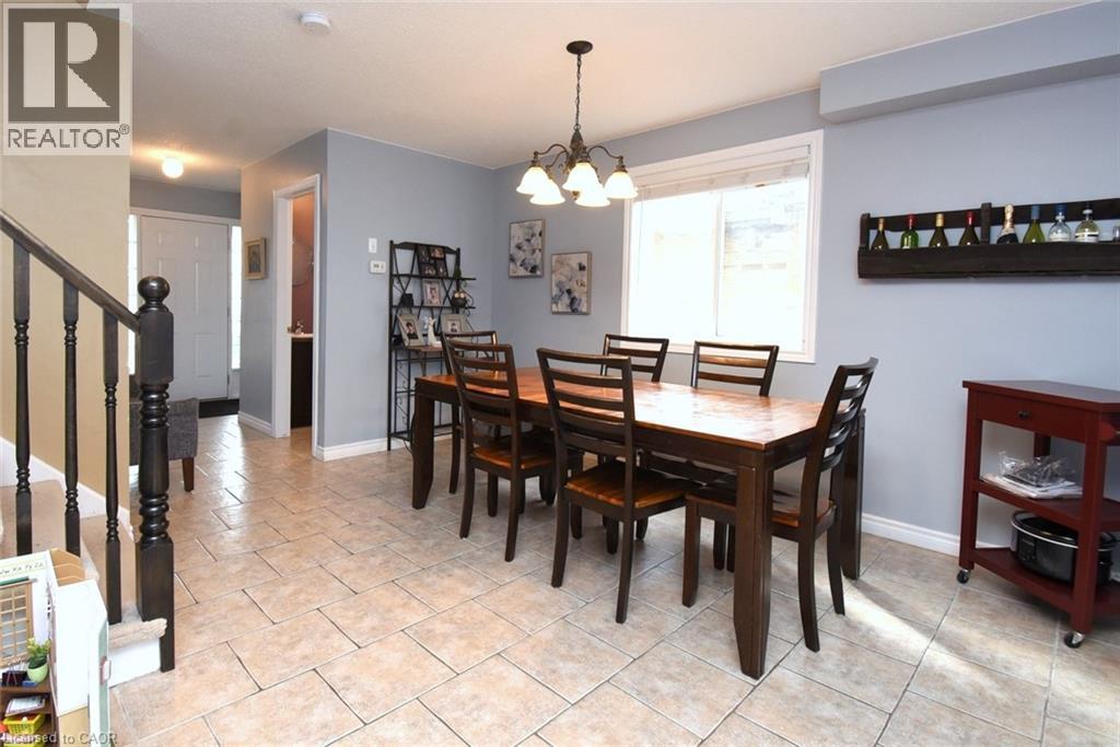 16 MIDANBURY Way - 8