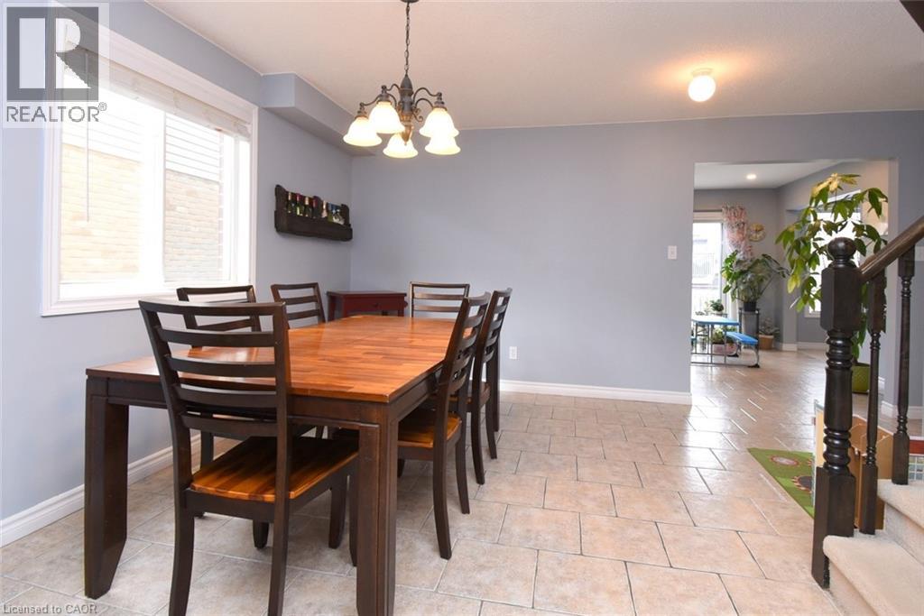 16 MIDANBURY Way - 7