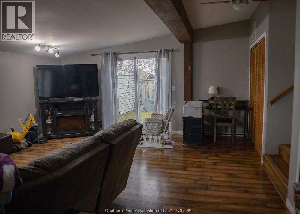 20 St.Clair STREET, Tilbury, Ontario, N0P2L0 — Photo 2