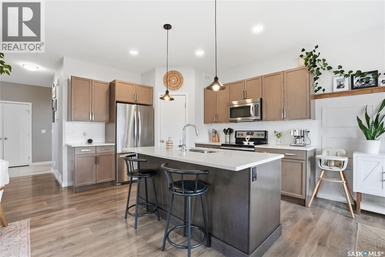 364 Underhill BEND - 12