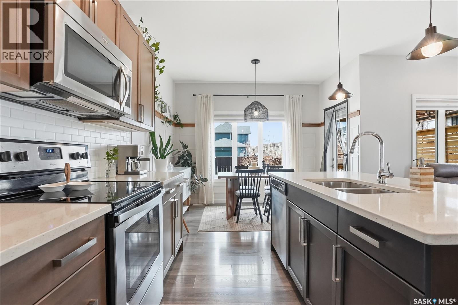 364 Underhill BEND - 14