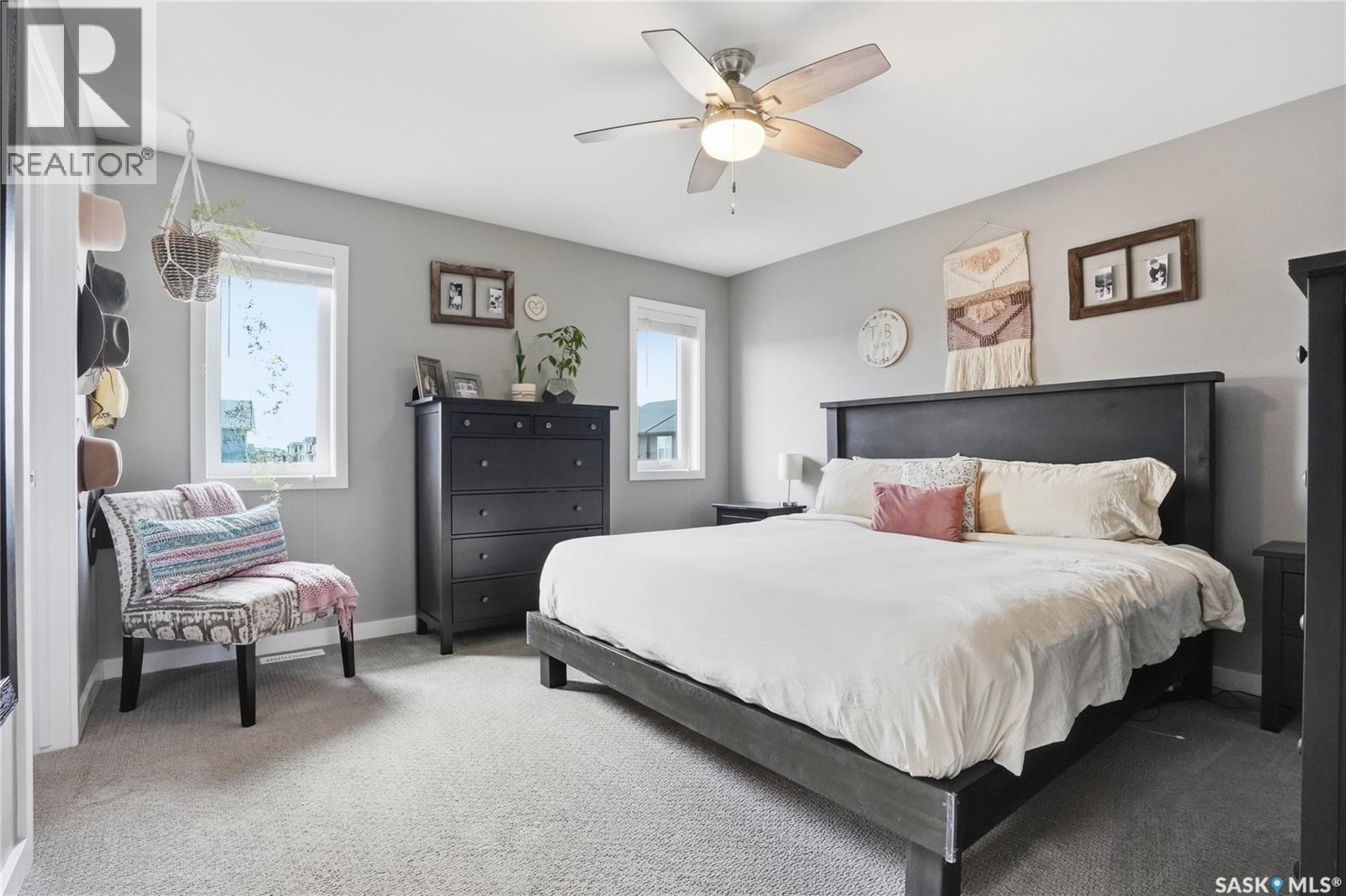 364 Underhill BEND - 25