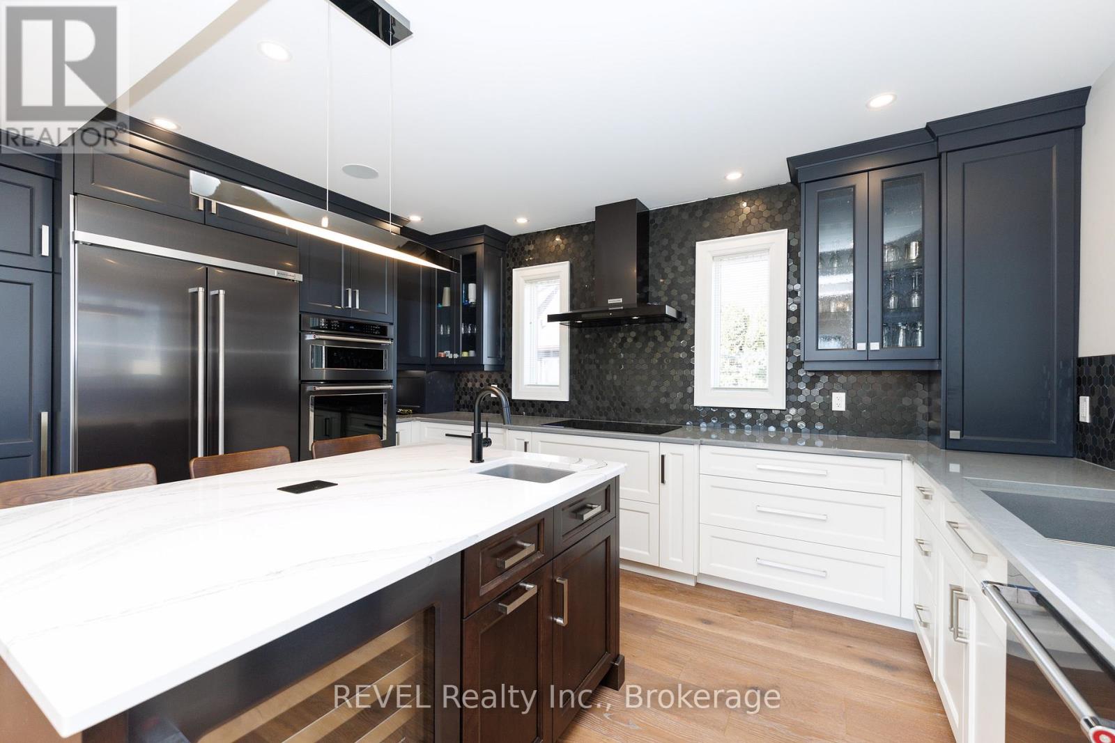 190 OAKDALE AVENUE - 15