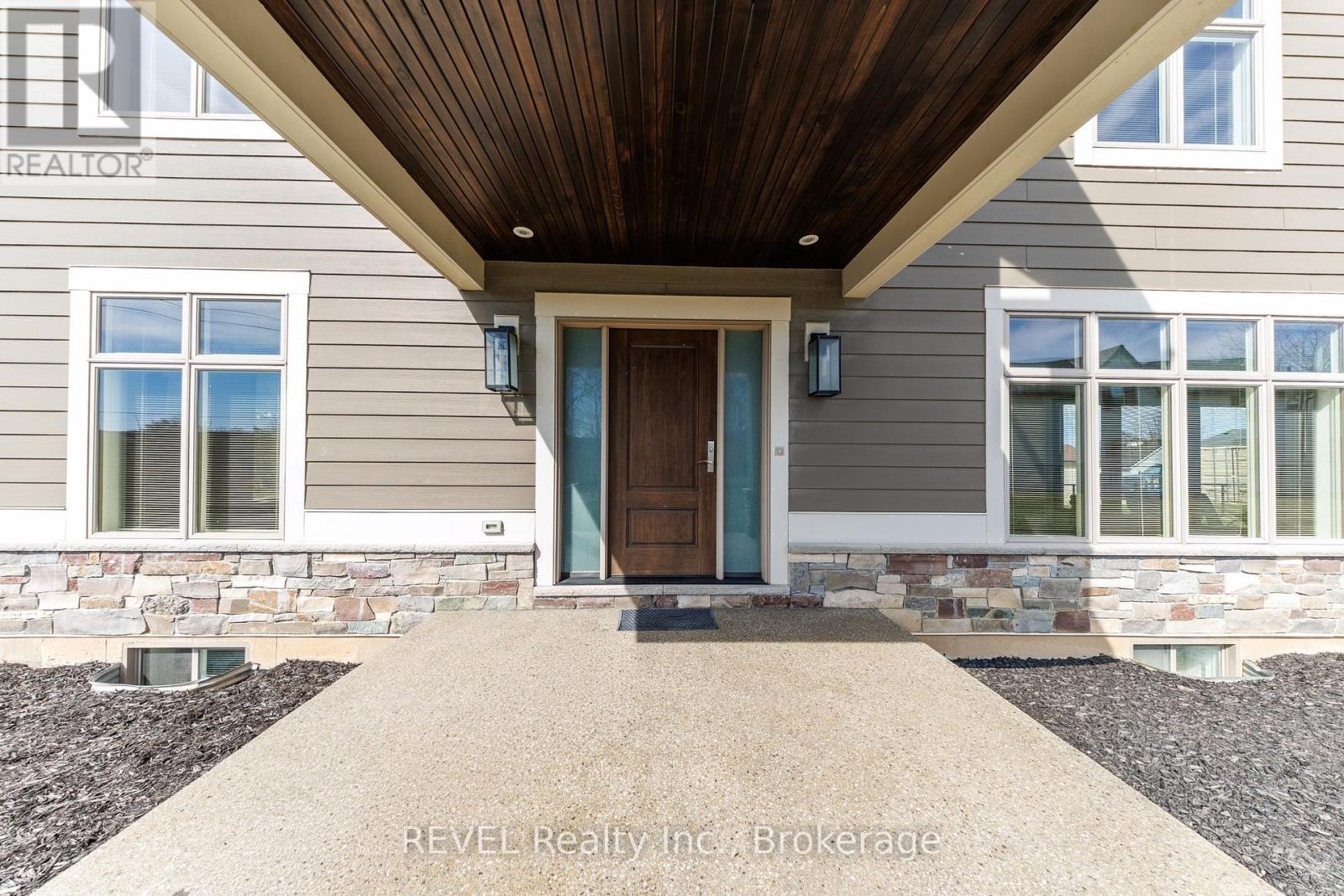190 OAKDALE AVENUE - 8