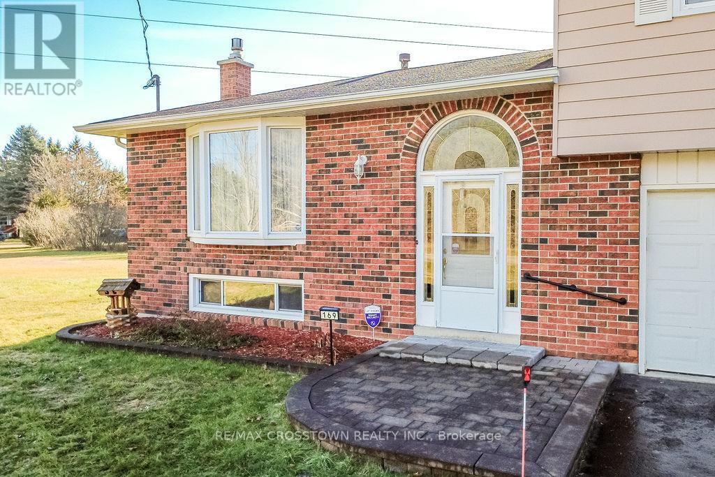 169 ORIOLE DRIVE - 7