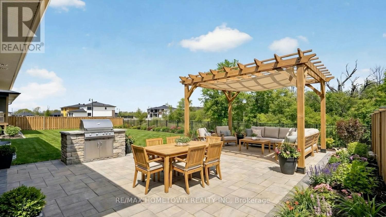 1253 POTTER DRIVE - 33