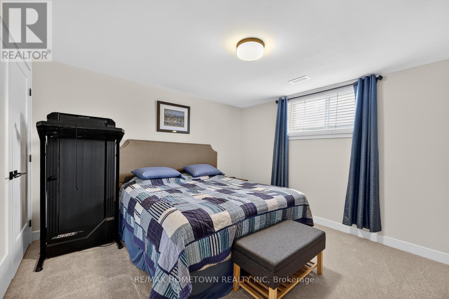 1253 POTTER DRIVE - 48