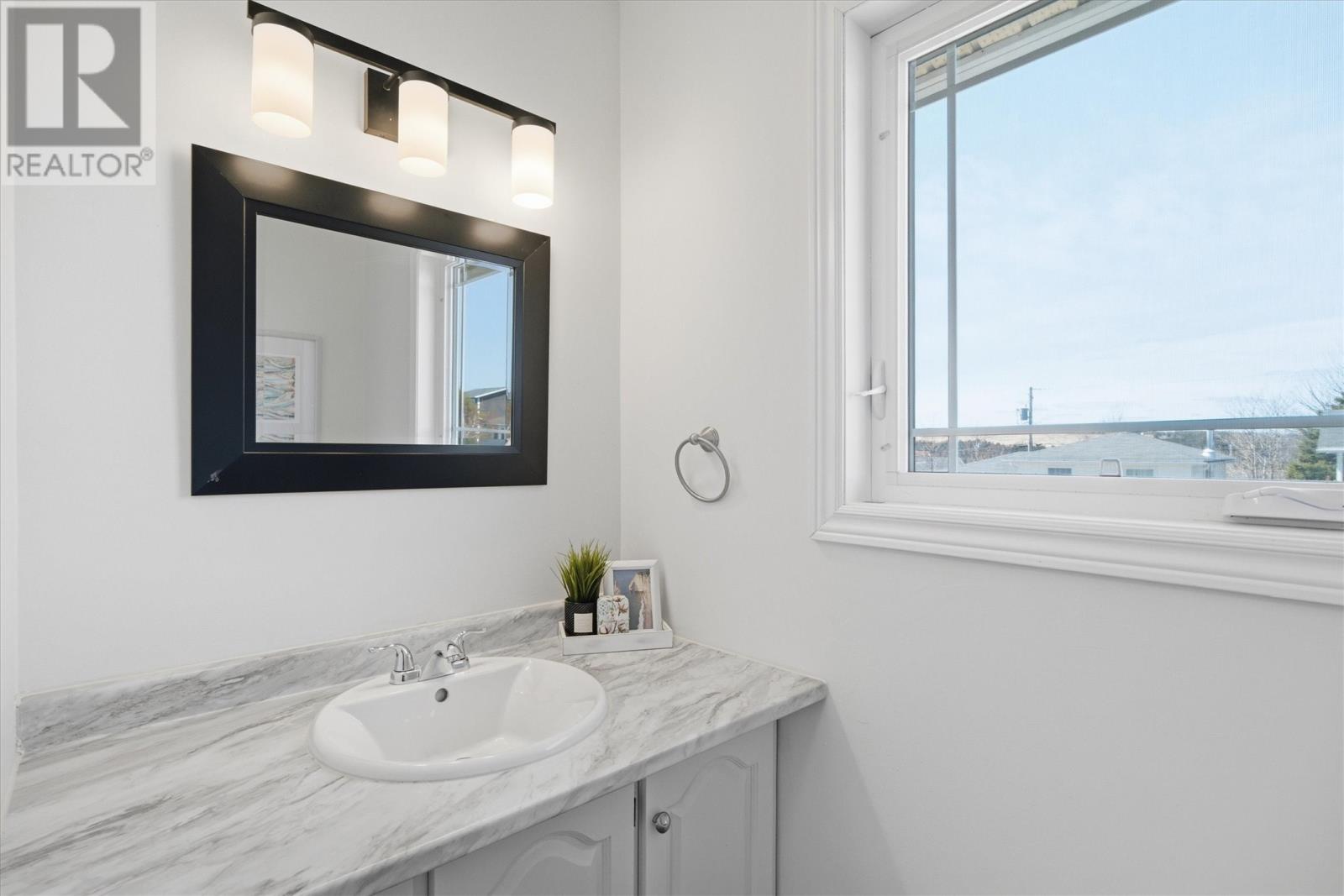 167 Swansea Street - 15