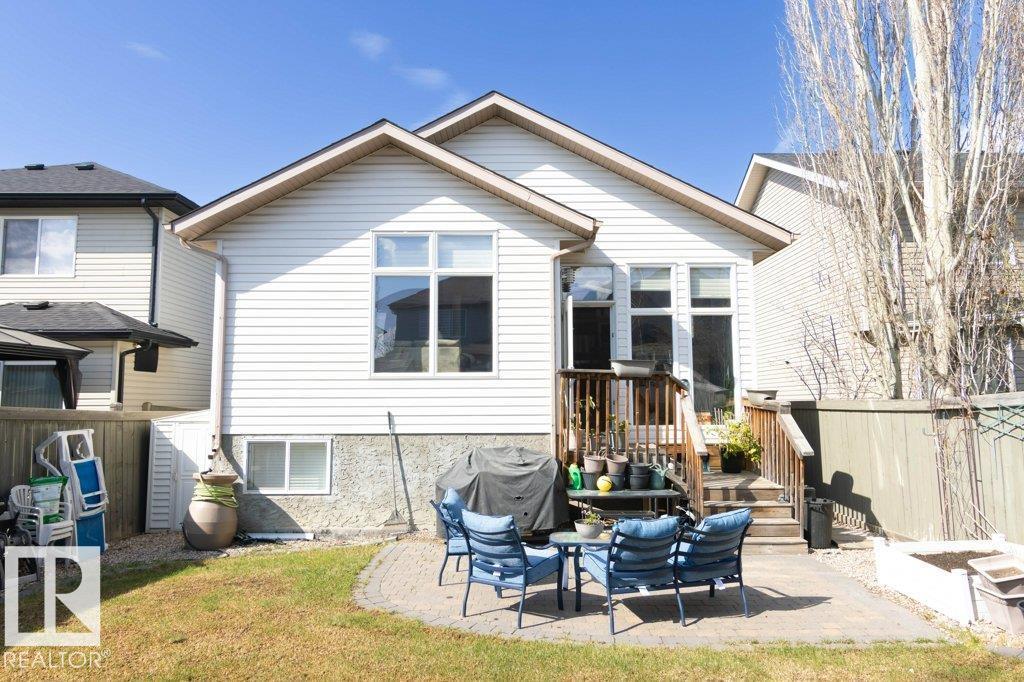 6103 5 AV SW, Edmonton