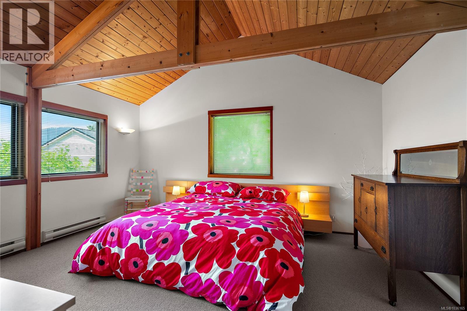 68C McKenzie Cres - 32