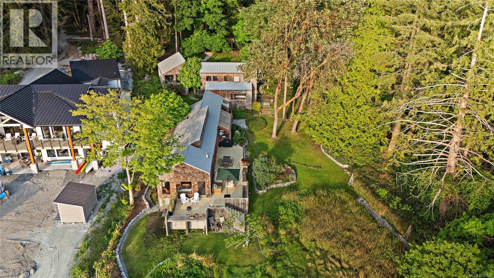 68C McKenzie Cres - 39