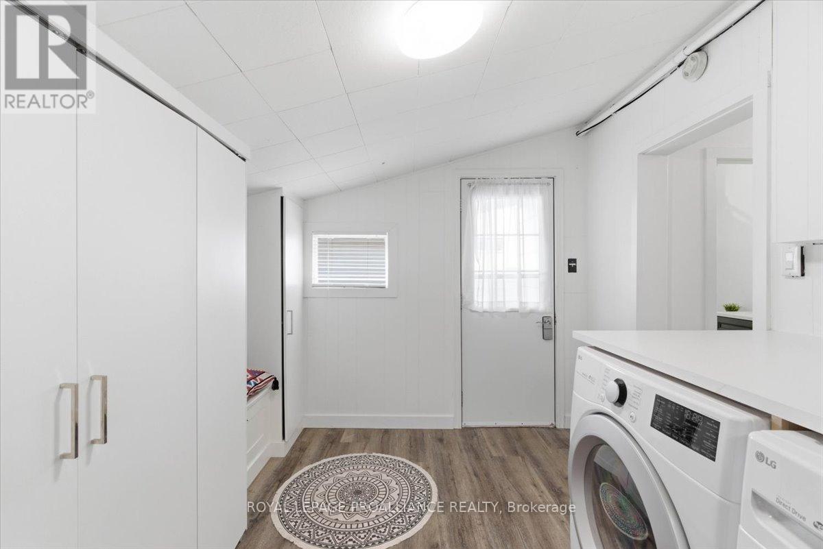61 DELANEY STREET - 27