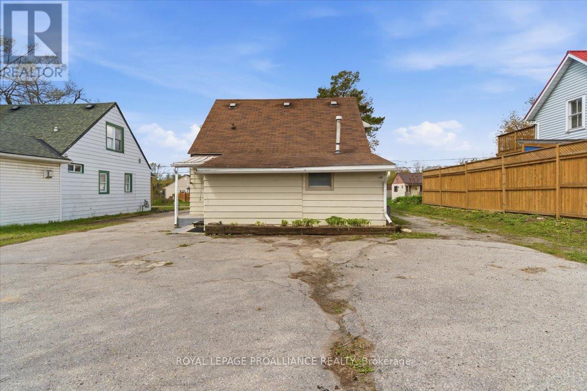 61 DELANEY STREET - 40