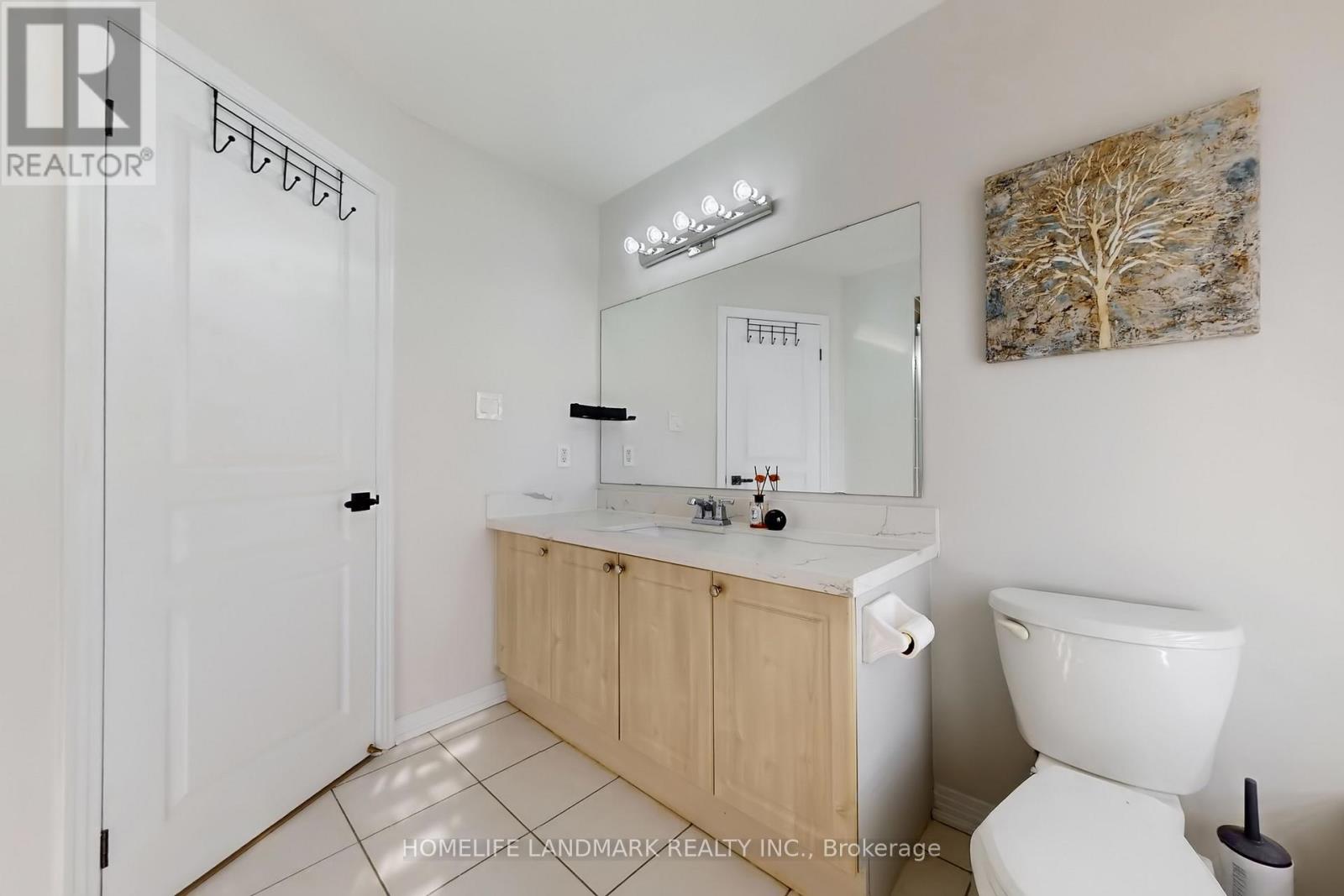 52 LAKESPRING DRIVE - 35