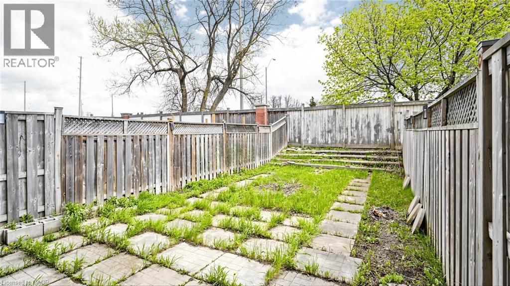 271 RICHVALE Drive S Unit# 56, Brampton, Ontario, L6Z4W8 — Photo 18