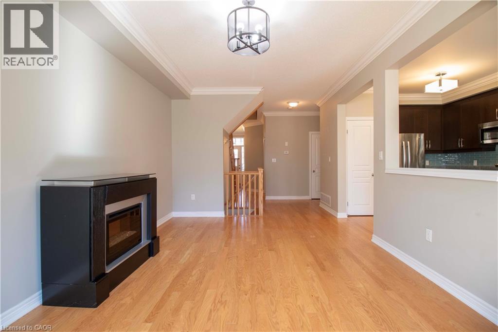 58 MAPLEVALE Drive, Ancaster, Ontario, L9G0C5 — Photo 6