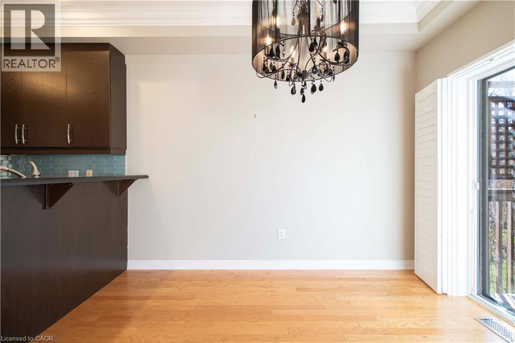 58 MAPLEVALE Drive, Ancaster, Ontario, L9G0C5 — Photo 32