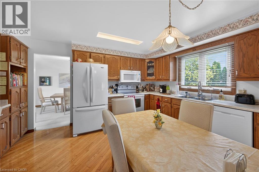10 NORMANDY Court - 15