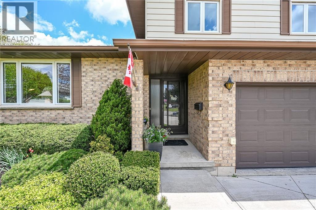 10 NORMANDY Court - 4