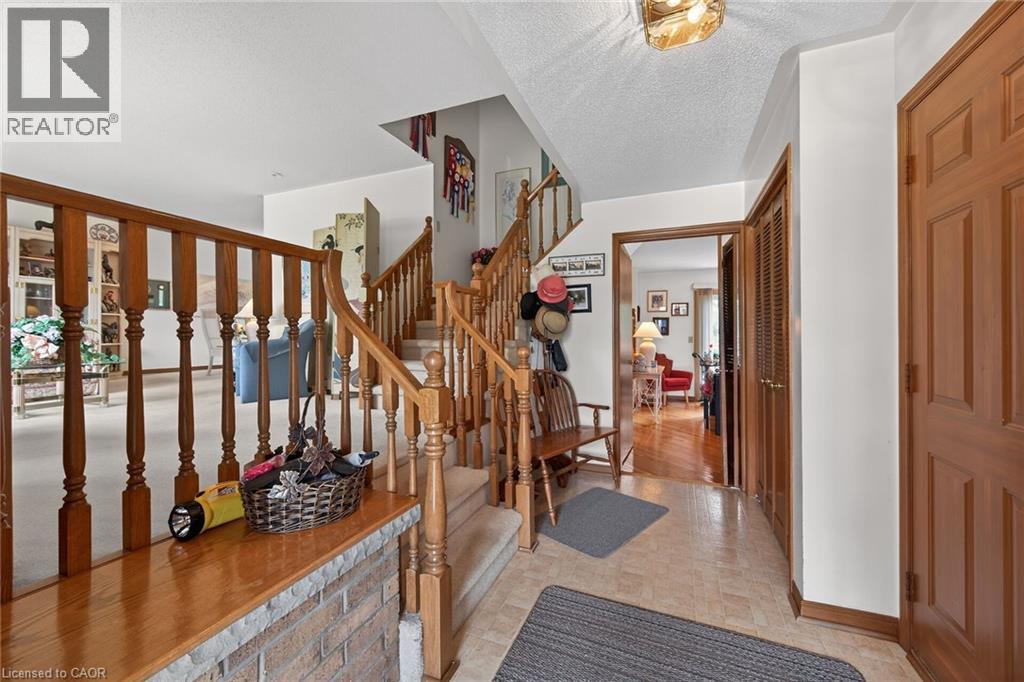 10 NORMANDY Court - 5