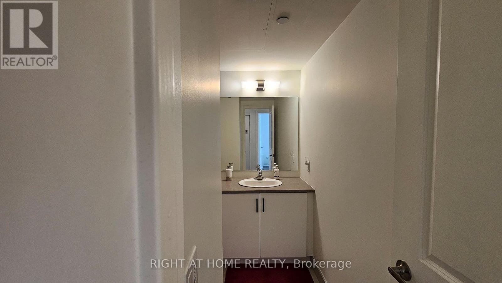 #314 5 SPOONER CRESCENT - 30