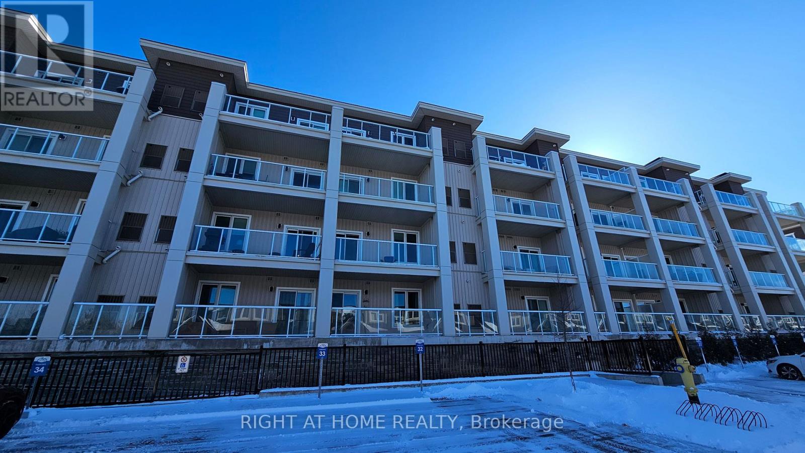 #314 5 SPOONER CRESCENT - 5