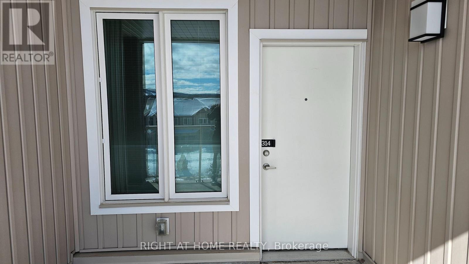 #314 5 SPOONER CRESCENT - 8
