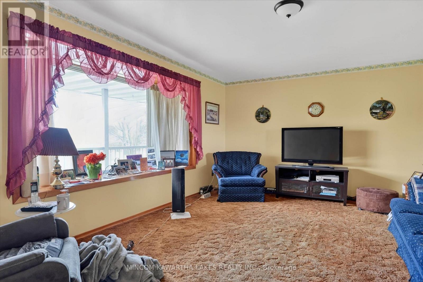 1528 MATCHETT LINE - 16