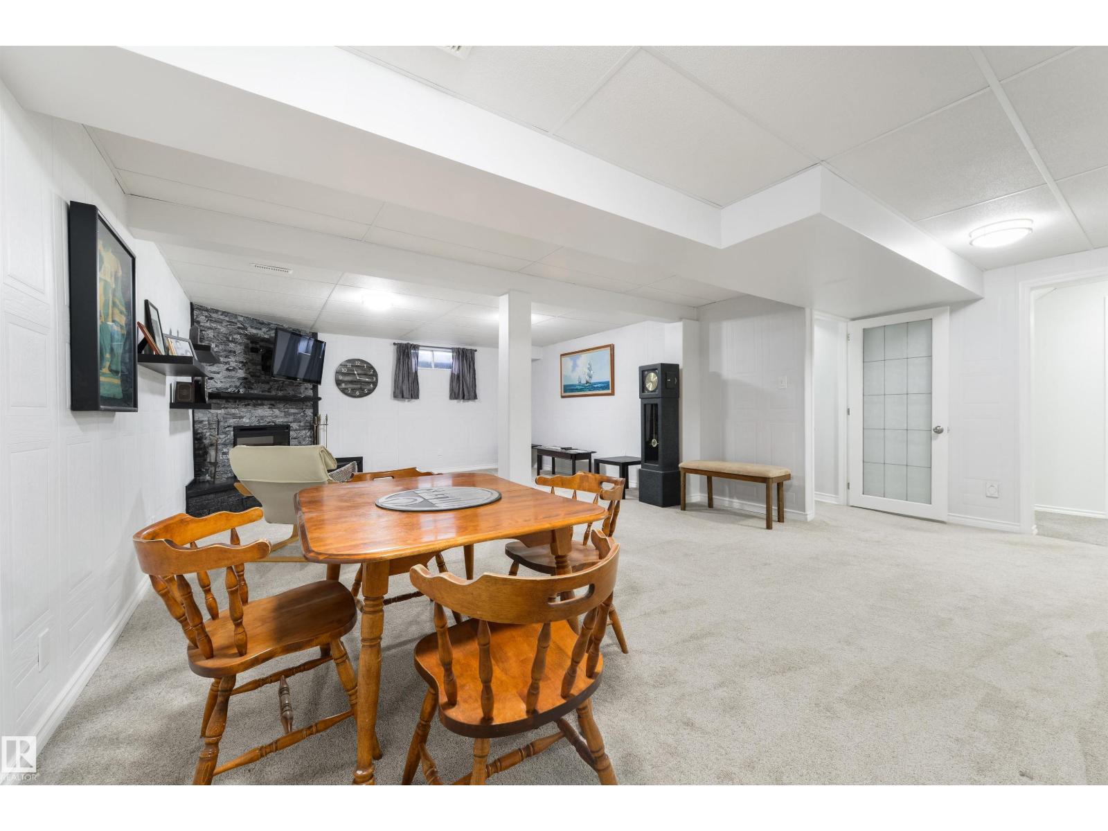 16020 123 ST NW, Edmonton