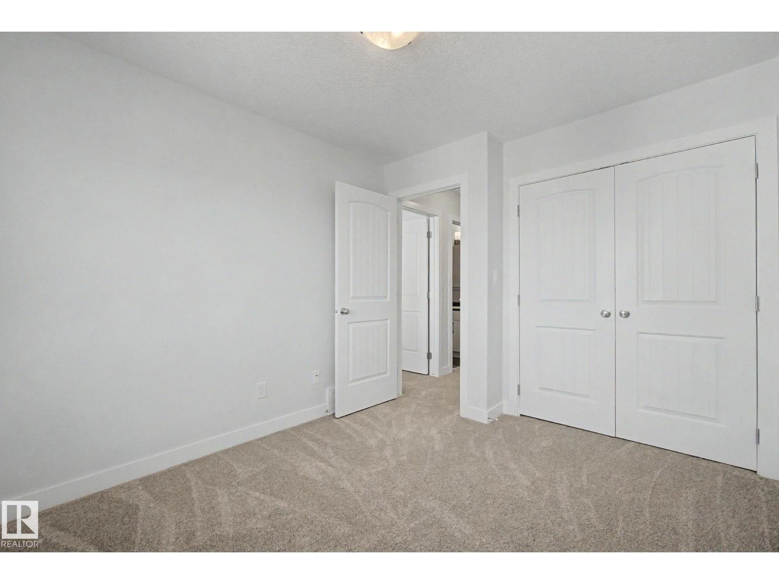 #36 723 172 ST SW - 34