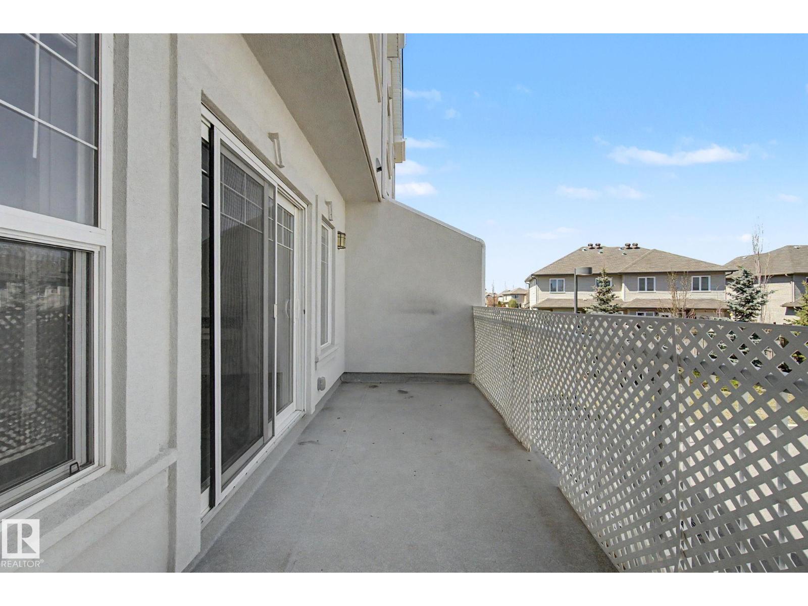 #36 723 172 ST SW - 47