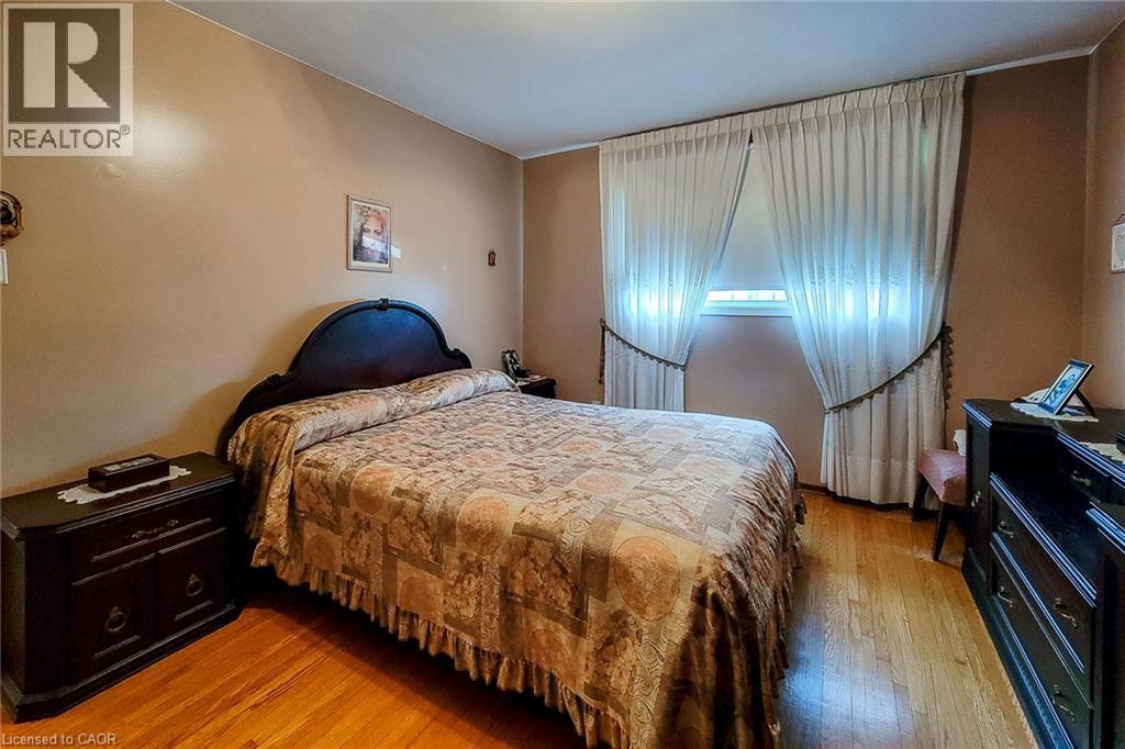 337 MCNEILLY Road, Stoney Creek, Ontario, L8E5H4 — Photo 9
