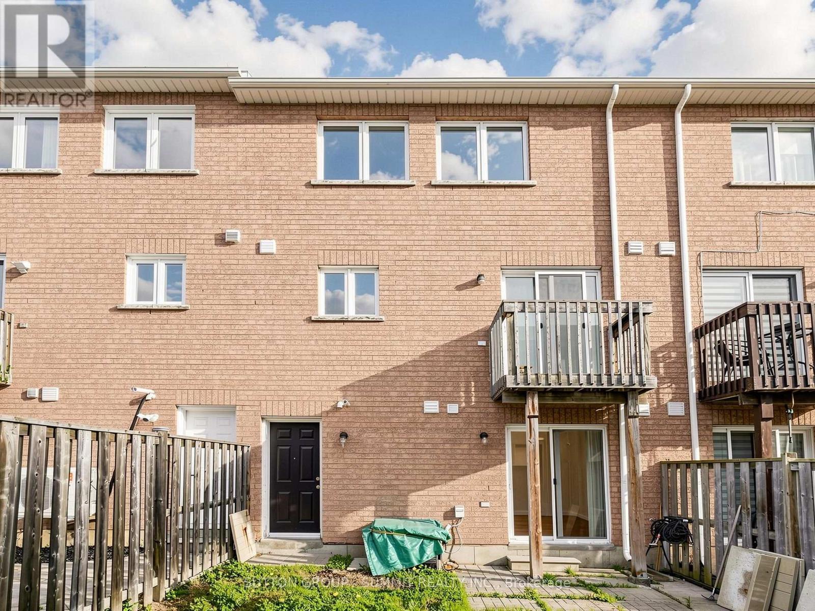 735 MAXMAN STREET - 45