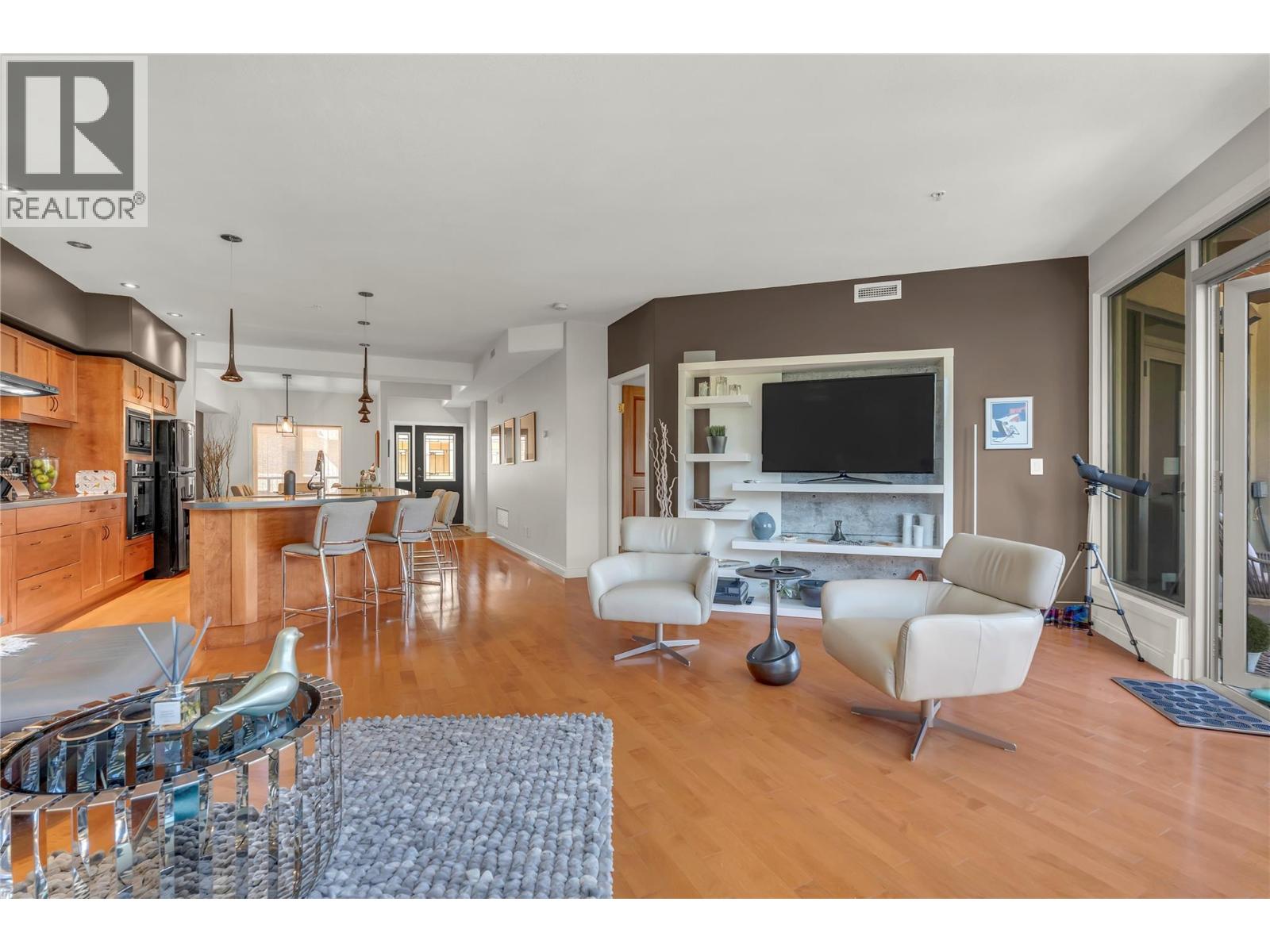 250 Marina Way Unit# 606, Penticton