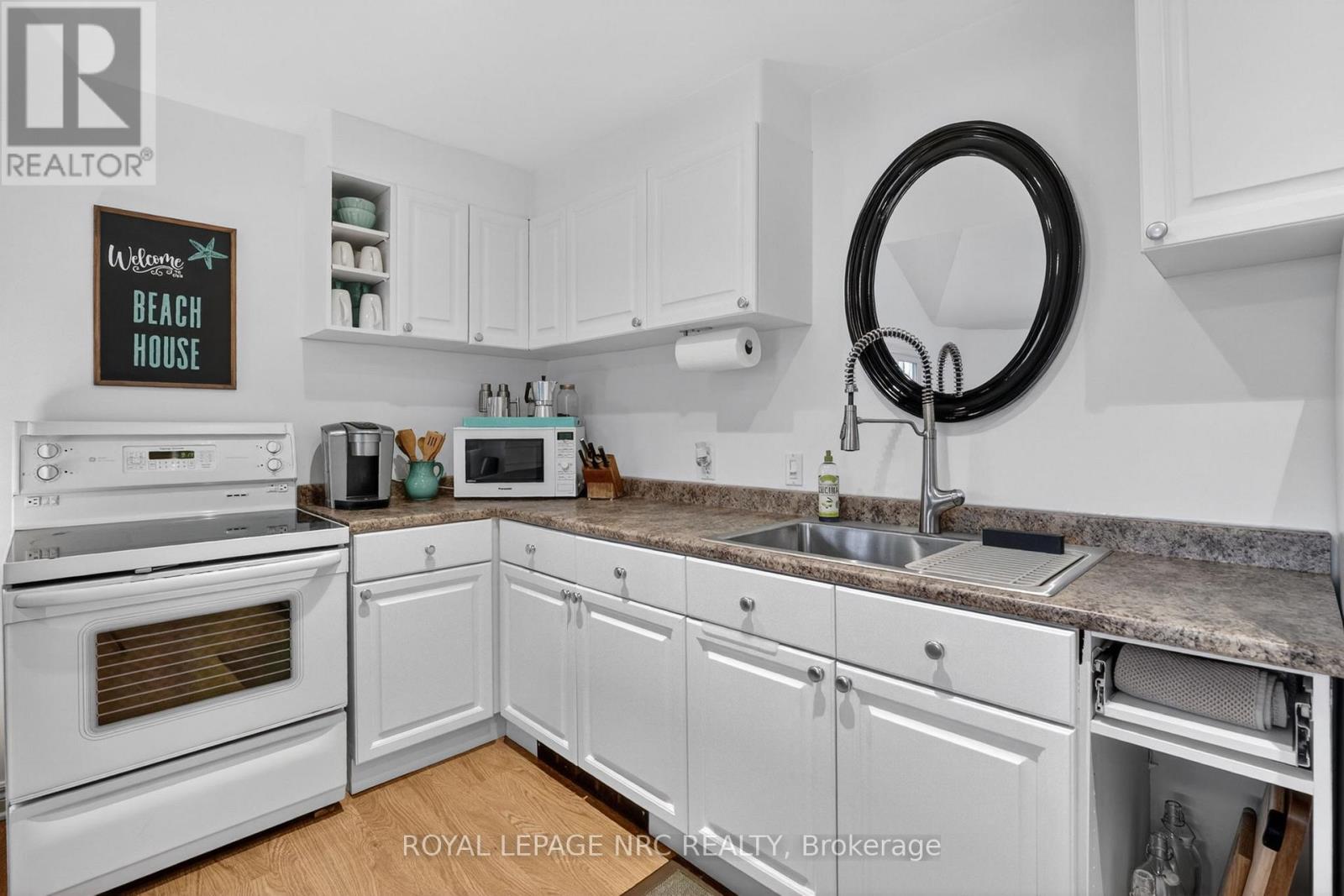 291 EASTWOOD AVENUE - 20