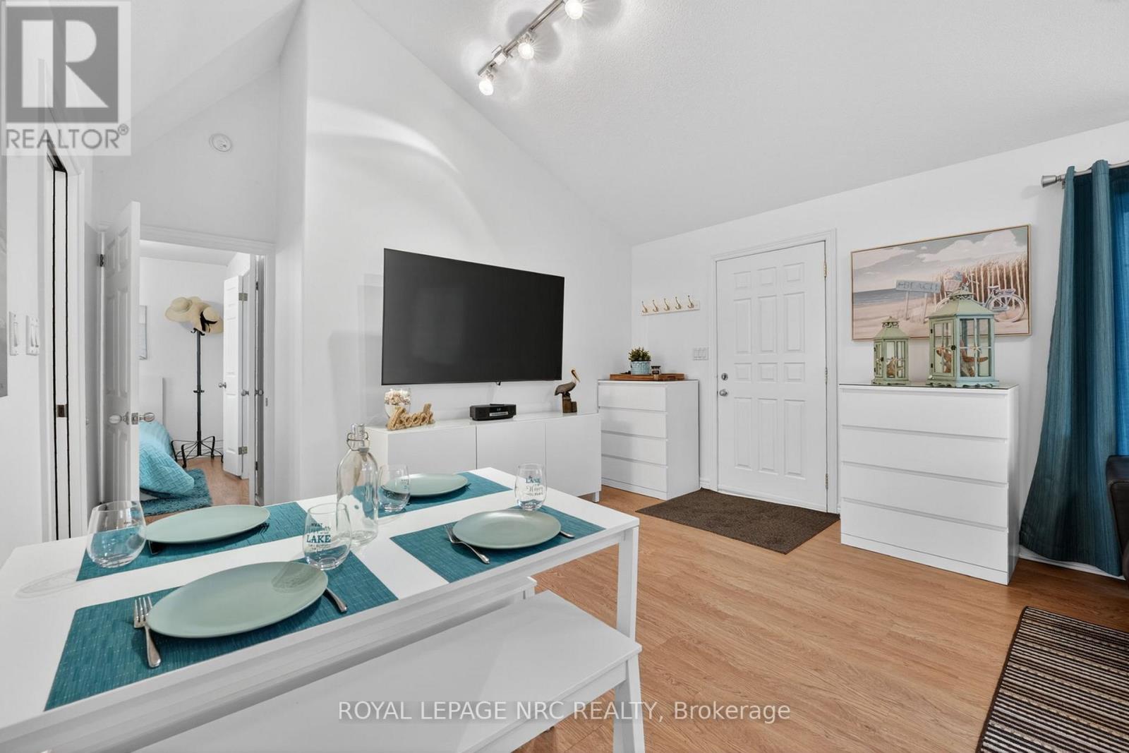 291 EASTWOOD AVENUE - 10