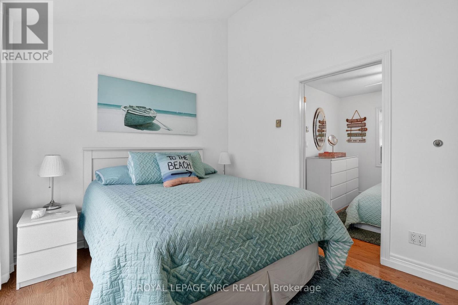 291 EASTWOOD AVENUE - 26