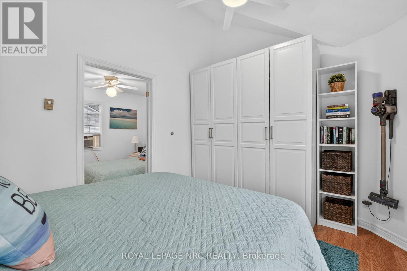 291 EASTWOOD AVENUE - 27