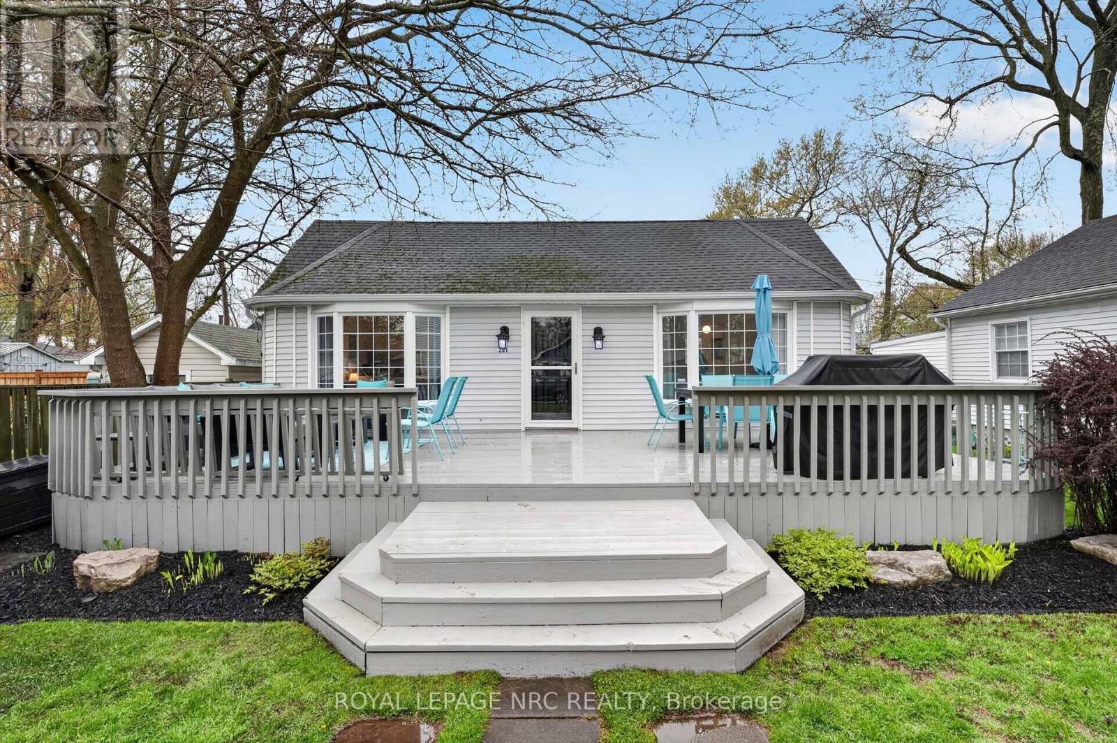 291 EASTWOOD AVENUE - 36