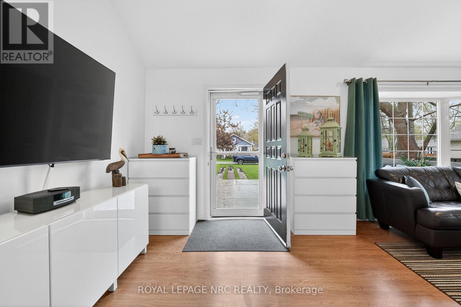 291 EASTWOOD AVENUE - 6