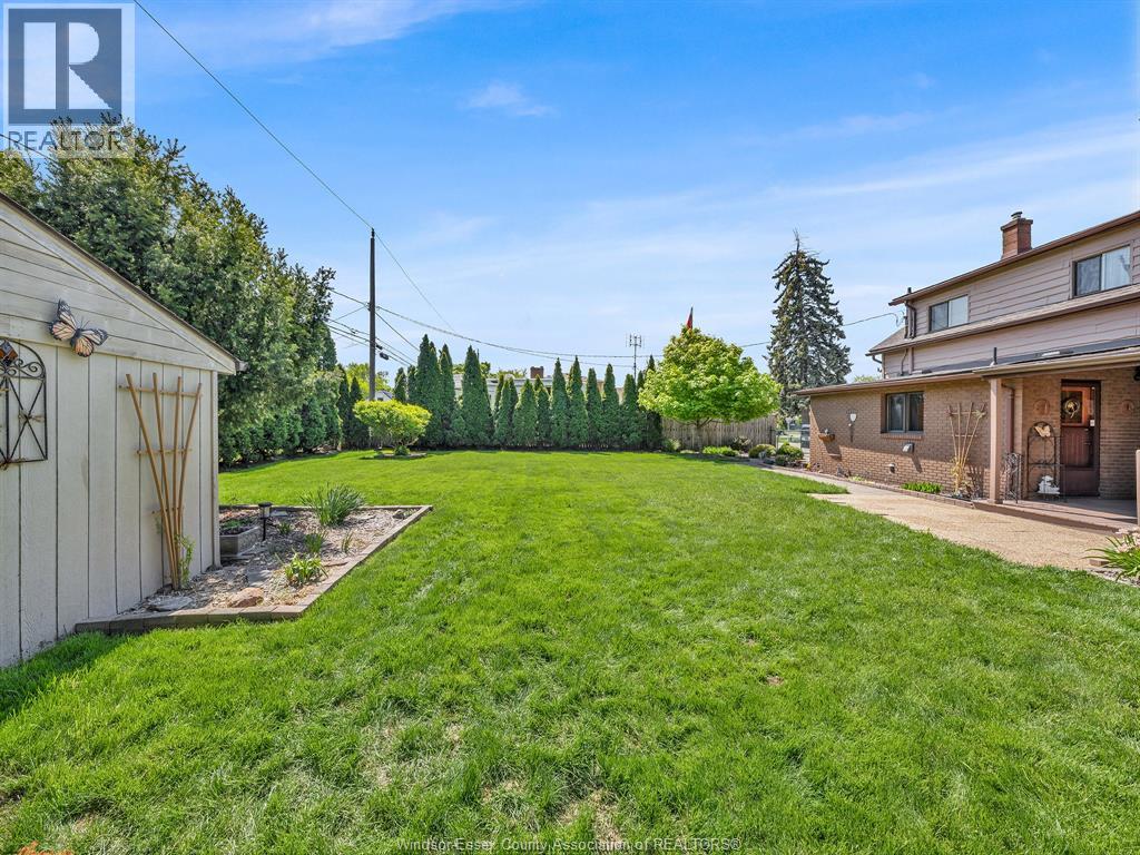 1730 MARK AVENUE, Windsor, Ontario, N9B3G8 — Photo 5